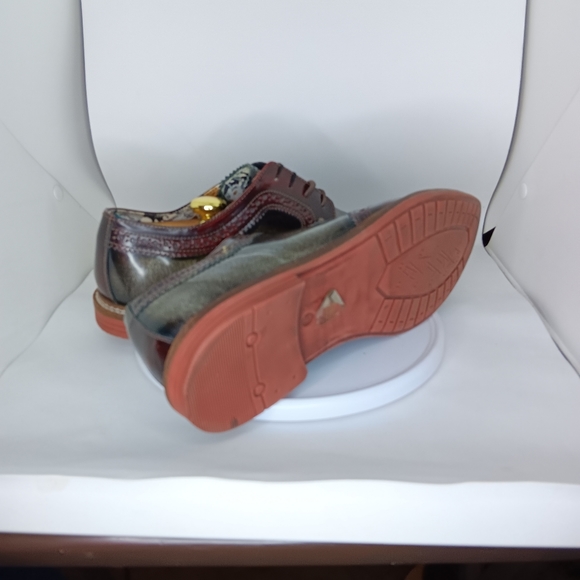 Lotus - Picture 4 of 5